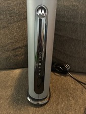 Motorola MG7550 16x4 Cable Modem Plus AC1900 Dual-Band WiFi Gigabit Router Gray