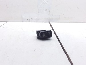 MERCEDES-BENZ M W163 Schalter sitzheizung 1638200210 2.7 Diesel 120kw 31249633