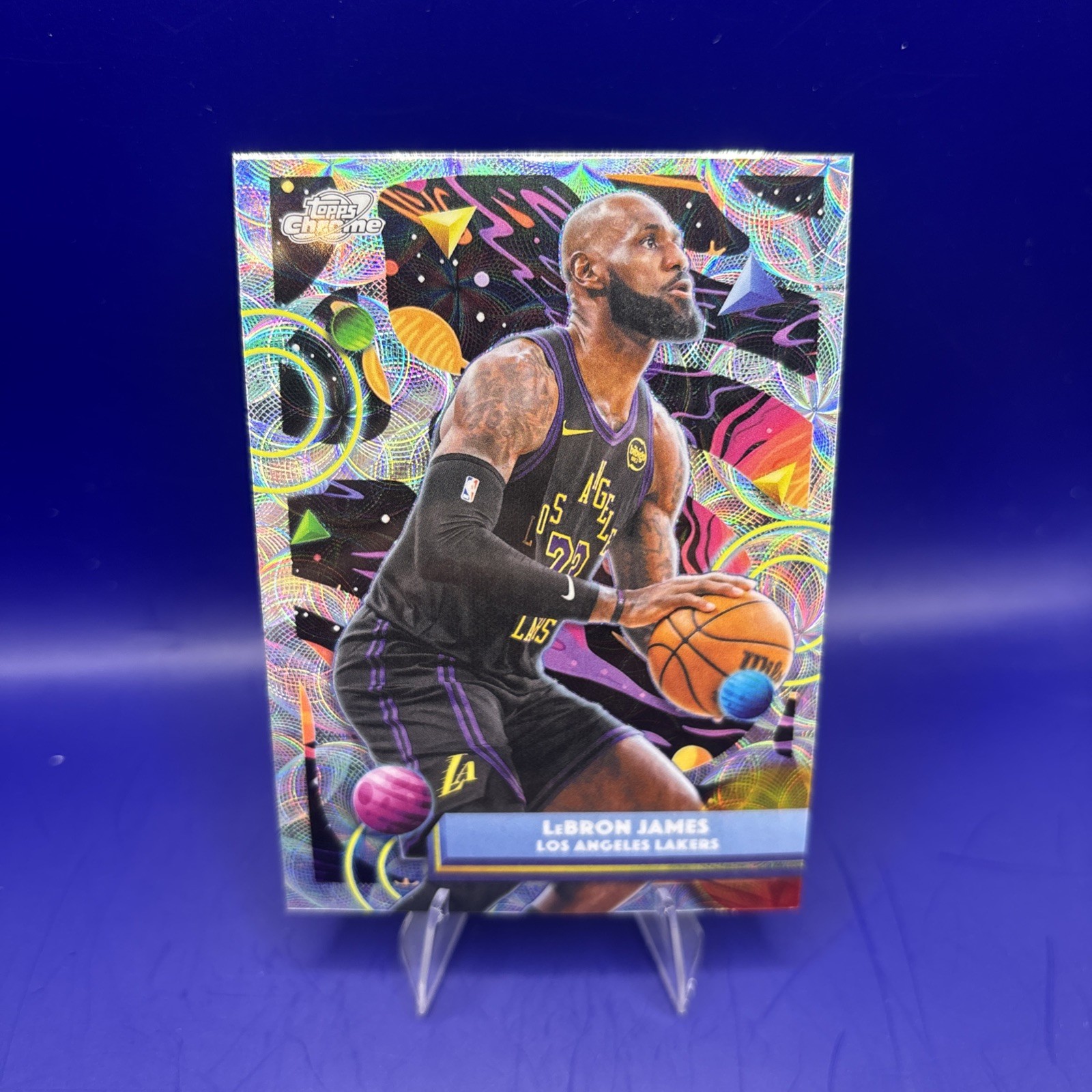 2025-26 TOPPS COSMIC CHROME #157 LEBRON JAMES NUCLEUS REFRACTOR SP LAKERS