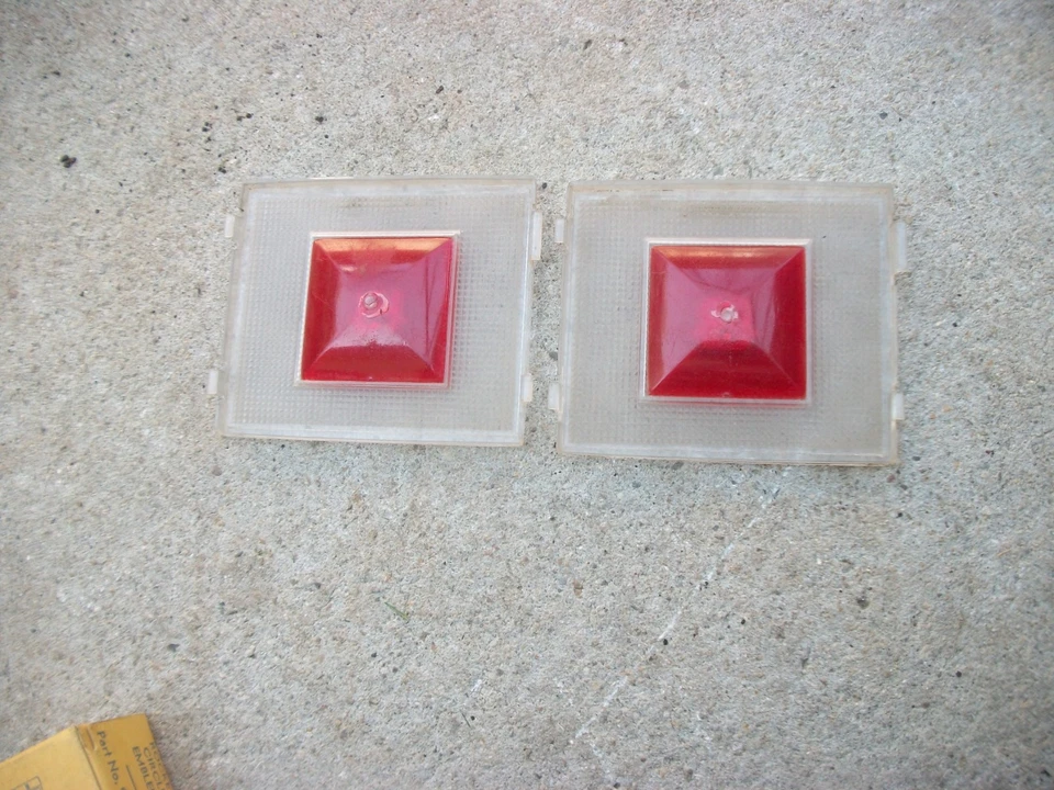 1977-1992 Cadillac Coupe Deville Fleetwood NOS painel de guarnição de porta luz de cortesia. - Imagem 2 de 4