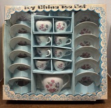 Child  s Toy China Tea Set 1950 Hand Painted 21 pc Serves 6 Japan GH1914 Vintage