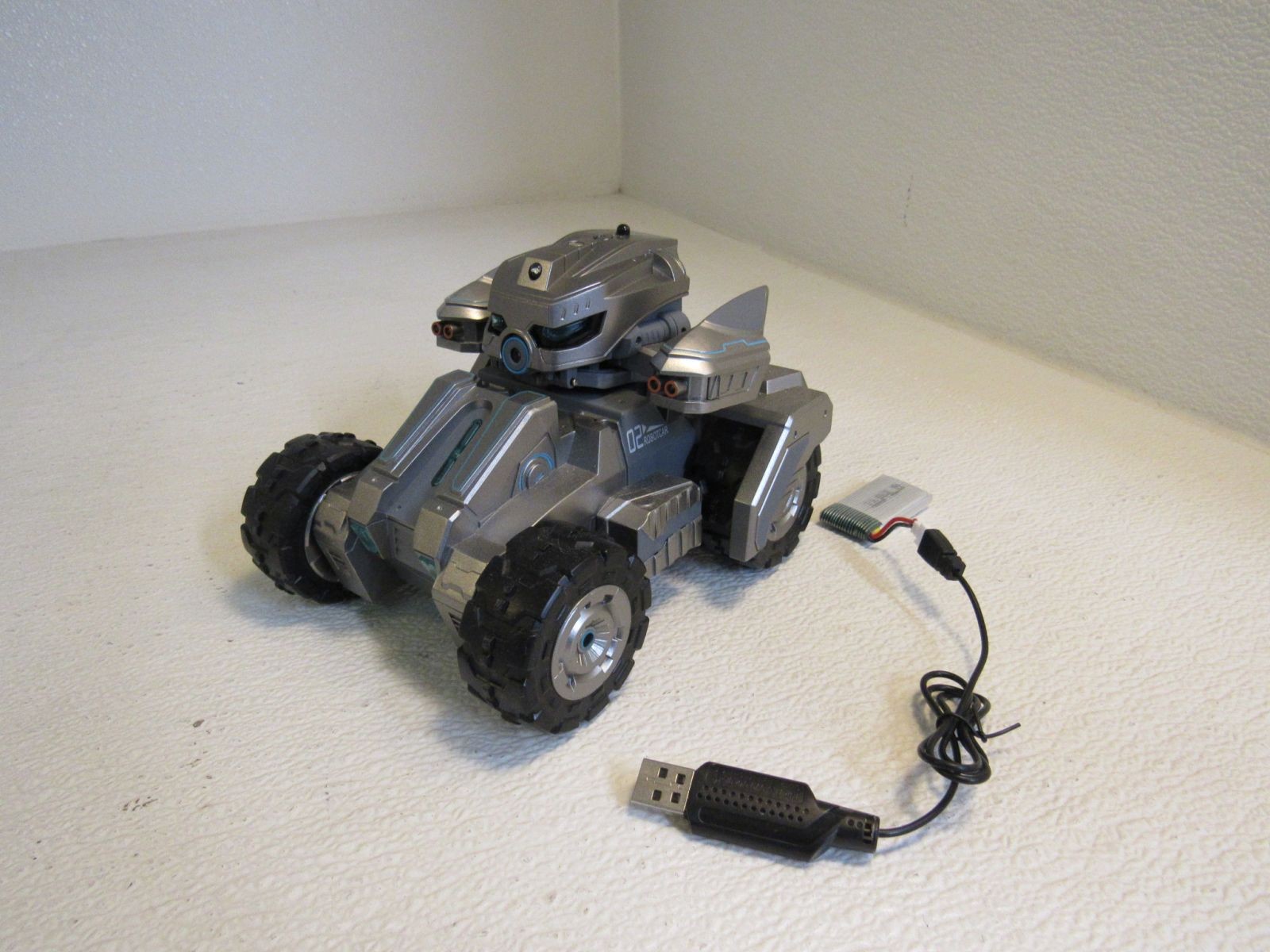 Ximpatico Scout Robot Car Mech Warrior WIFI Gray/Black App Control Night Vision