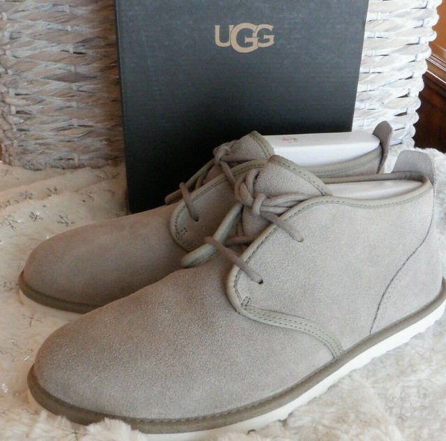 ugg maksim chukka boot