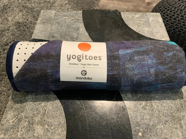 manduka yogitoes sale