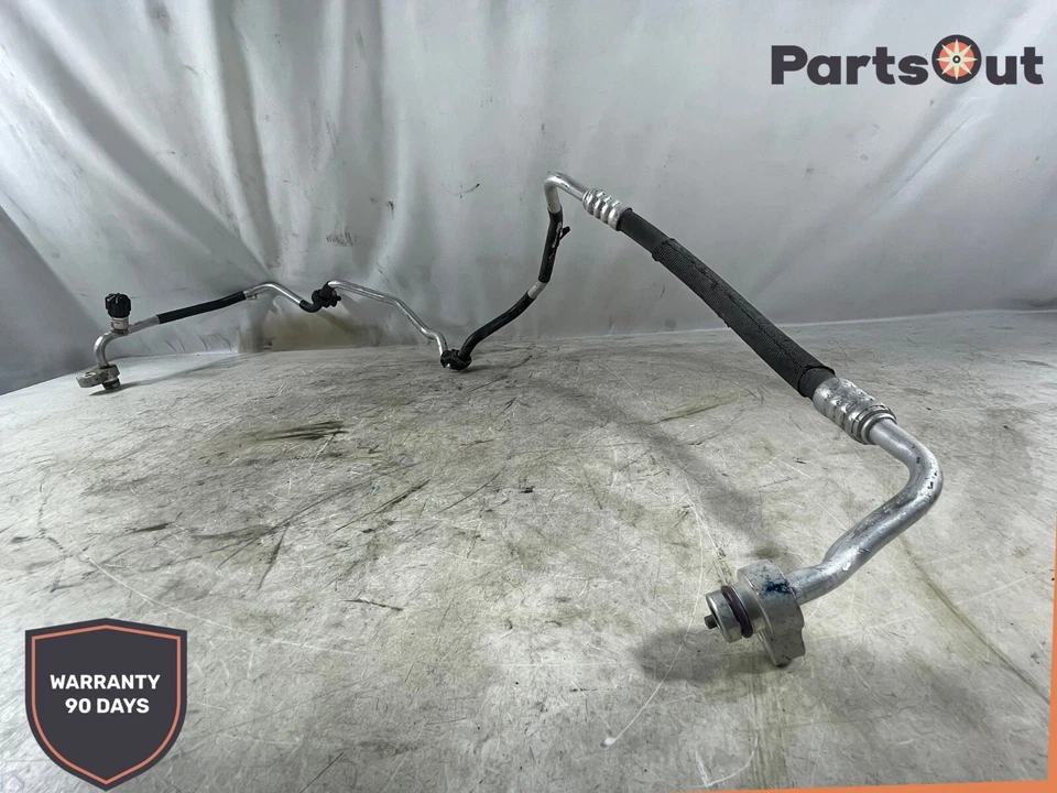 AUDI A8 QUATTRO 2011-2012 4,2 L - manguera/línea/tubo de aire acondicionado 4H0260710 OEM Foto 3 de 4