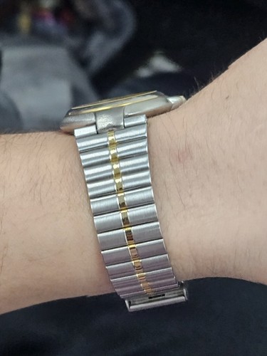 Orologio da polso unisex Dunhill Swiss Made movimento quarzo data 3 ATM - Foto 4 di 10