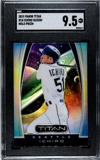2019 Panini Titan #18 Ichiro Suzuki HOLO SILVER PRIZM SGC 9.5 MINT+