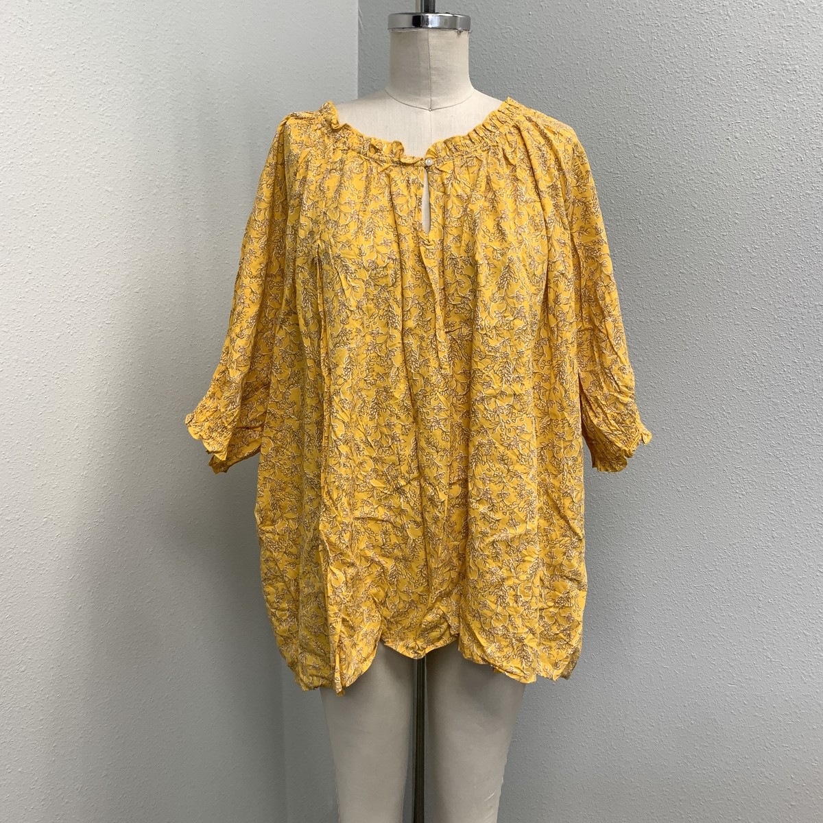 old navy yellow blouse