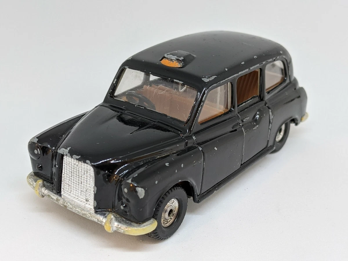 Corgi Toys 425 Austin London Taxi