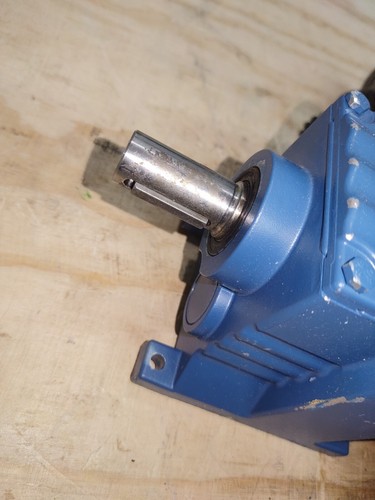 Motorreductor eléctrico Sew-Eurodrive R07DR63S4 230/460 VAC = NUEVO STOCK ANTIGUO= - Imagen 6 de 7