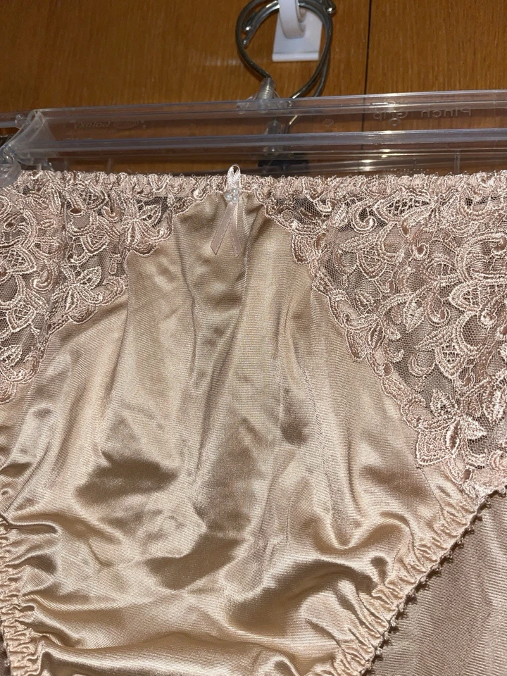 BRAGAS BRAGAS VINTAGE NUEVAS WACOAL 84202 BEIGE NUDE ENCAJE TALLA XL SATINADO LÍQUIDO Foto 2 de 4