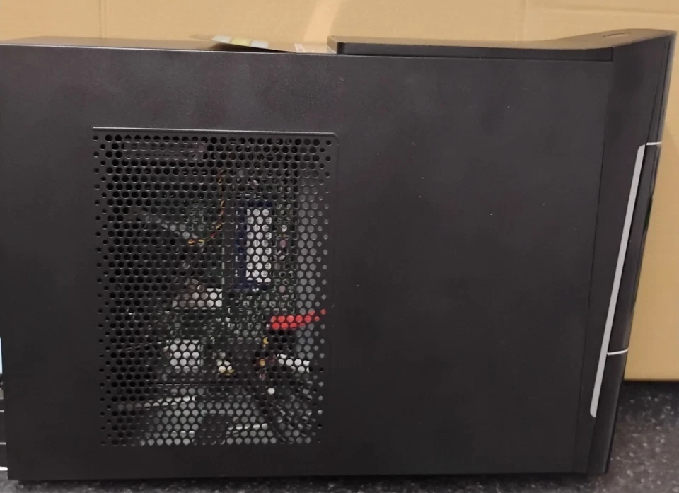 Acer Aspire XC-730 - Pentium J4205  8GB DDR3 - 1TB HDD Windows 10 - Image 2 of 4