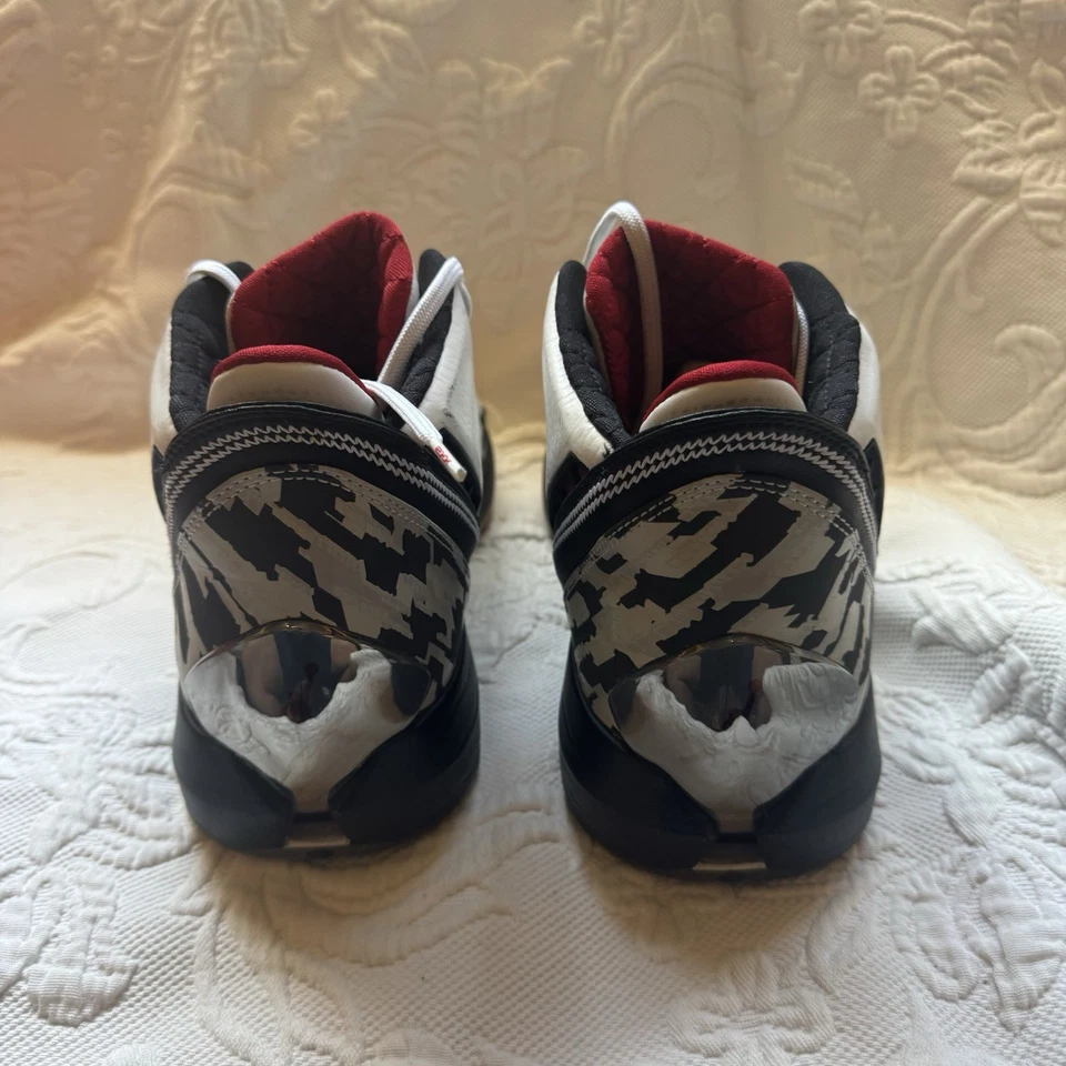 Talla 11.5- Air Jordan 22 OG Blanco Rojo Universitario (Grado B) Foto 4 de 4