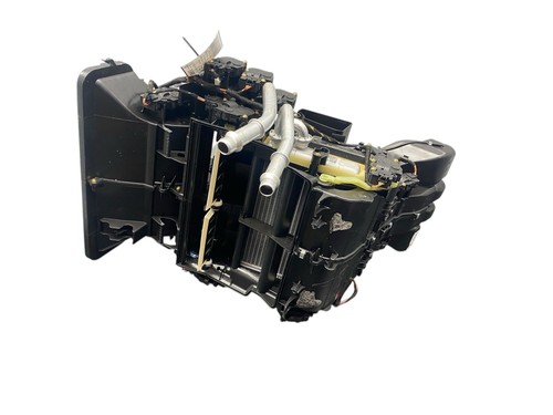 2020-2021 MERCEDES GLS 580 X167 FRONT DASH MOUNTED EVAPORATOR TOP HOUSING ASSY