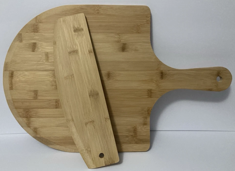 Juego balancín de bambú natural para pelar y rebanar pizza - tabla de remo de 22" y cortador de 14" Foto 4 de 4