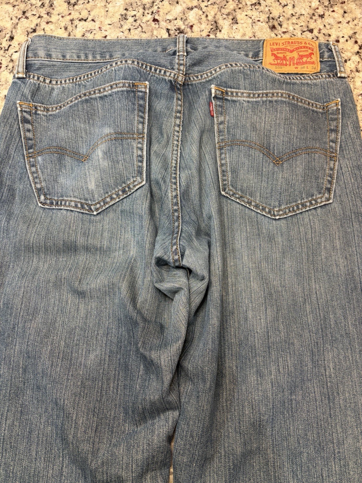 Men’s Levi's 559 Light Blue Straight Jeans Size 36x34 thumbnail 6