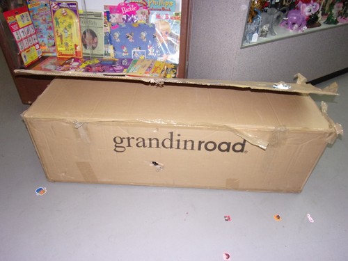 GRANDIN ROAD EERIE 6FT BAT TREE HALLOWEEN PROP LIGHTS NOT WORKING W/BOX