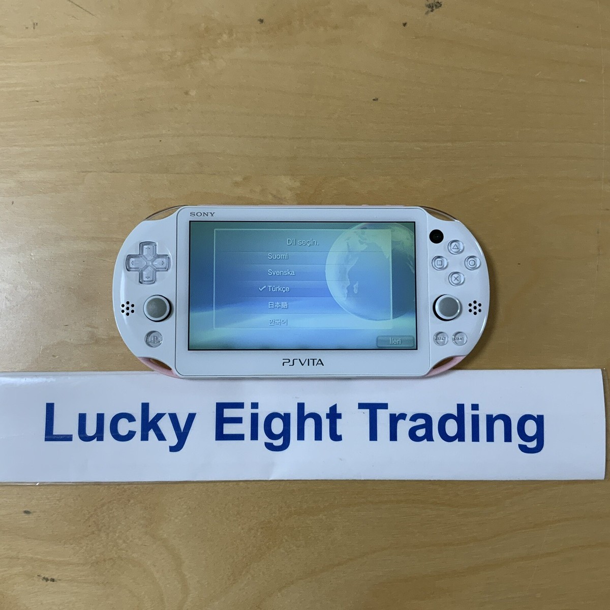 Console Sony PS Vita Rosa Chiaro / Bianca Modello PCH-2000 ZA19 Wi-Fi - Foto 8