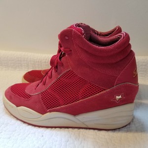 skechers memory foam womens red