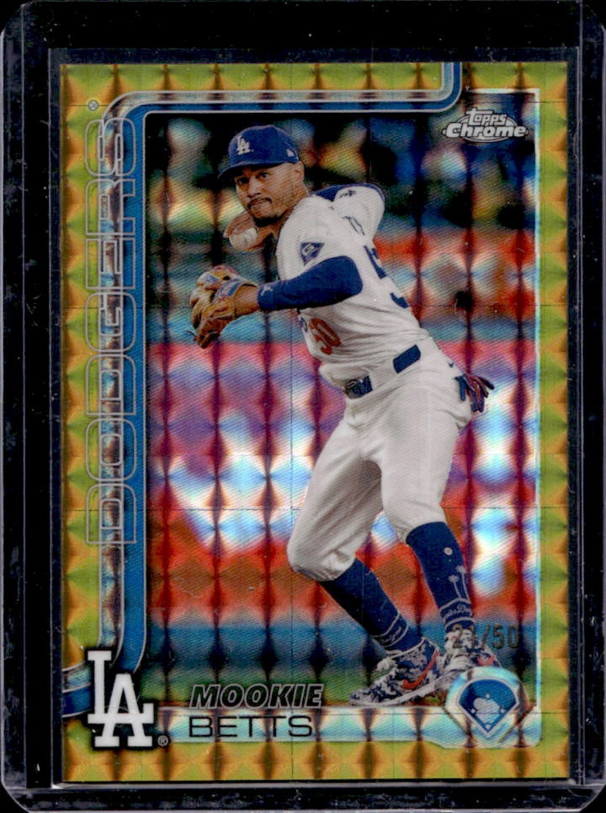 2025 Topps Chrome Mookie Betts Gold Geometric Refractor #23/50 Dodgers