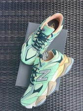 RARE - Size 8.5 - New Balance 9060 Lime Green W box