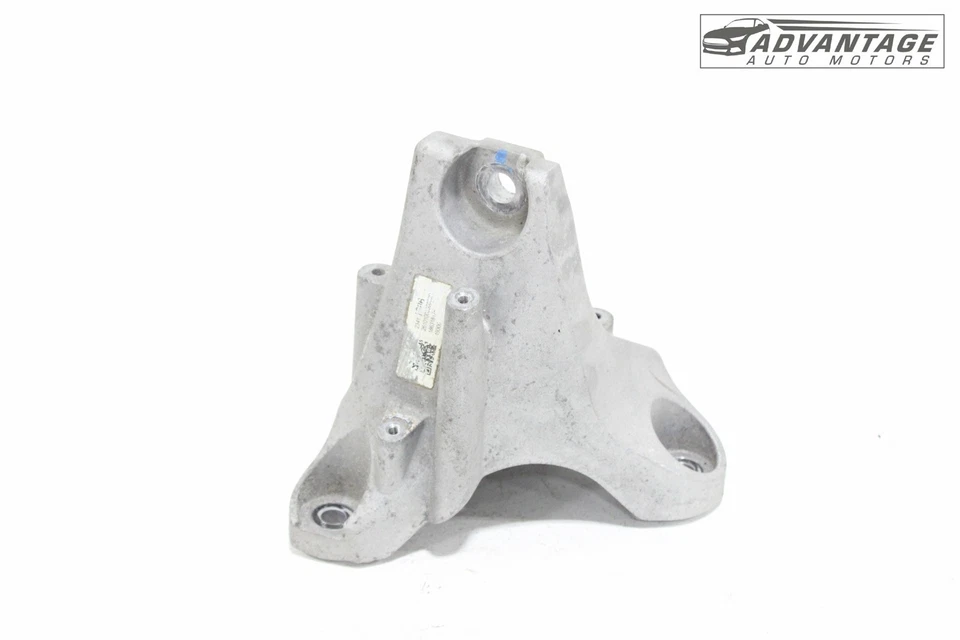 Cadillac CT4 2020-2025 tracción trasera lado del pasajero derecho motor montaje soporte OEM Foto 3 de 4