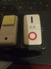 2 X BTICINO MAGIC SALVAVITA MAGNETOTERMICO DIFFERENZIALE 5256S 16 A idn  10mA