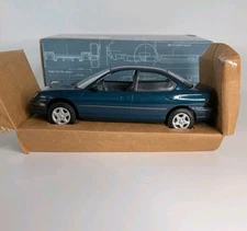1994 Dodge Neon Emerald Green Brookfield Collectors Guild 1/24 PROMO Car New