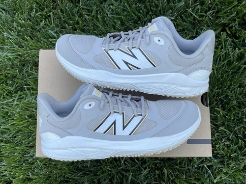 Size 10.5 Men’s New Balance Fresh Foam 3000v7 Turf Baseball Shoes Grey/White
