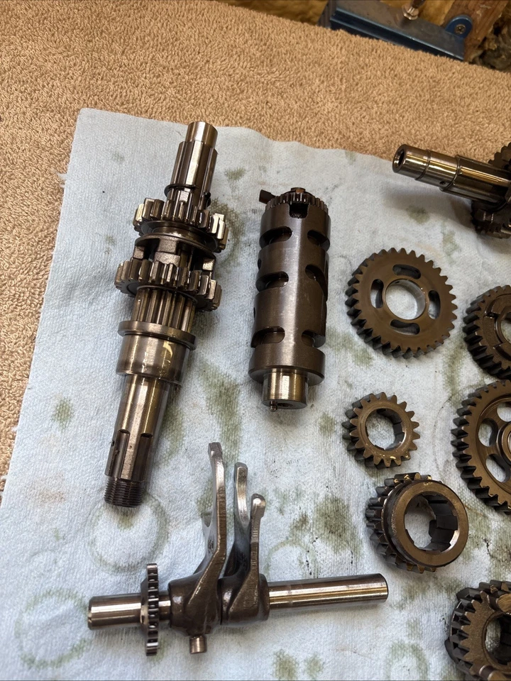 Honda ATC 200 ES 1984 transmisión engranajes tripas 298 Foto 4 de 4