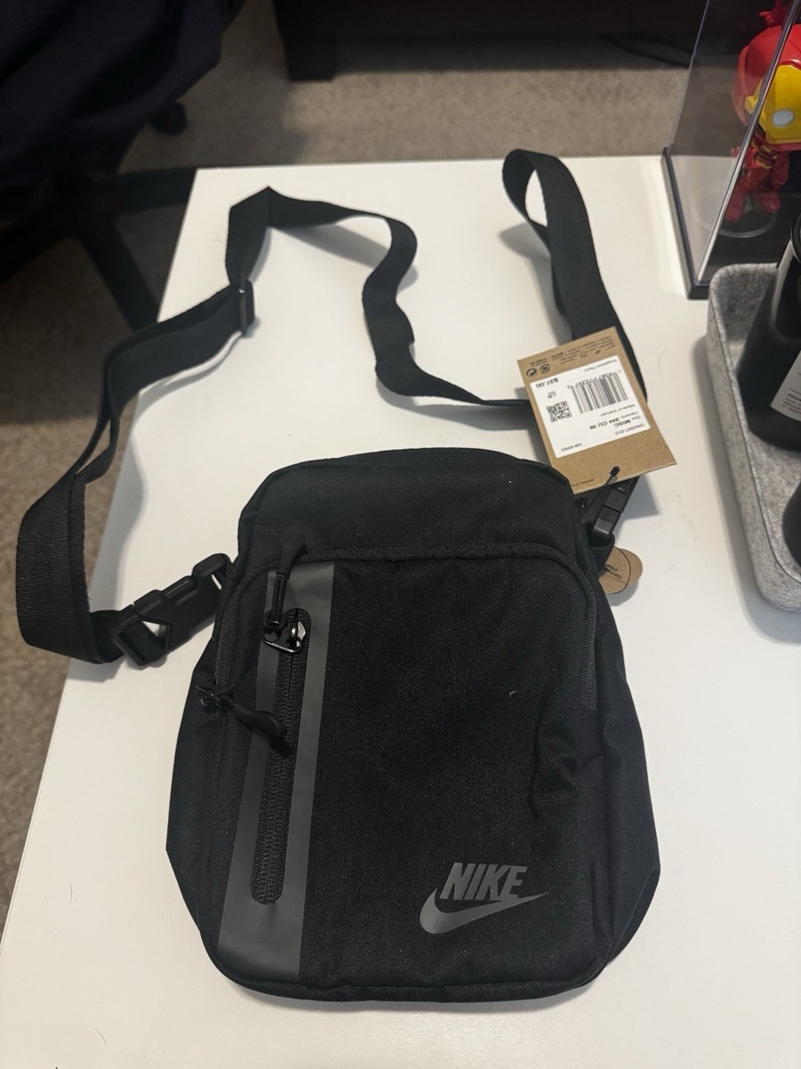 Nike Elemental Premium Crossbody Bag | eBay