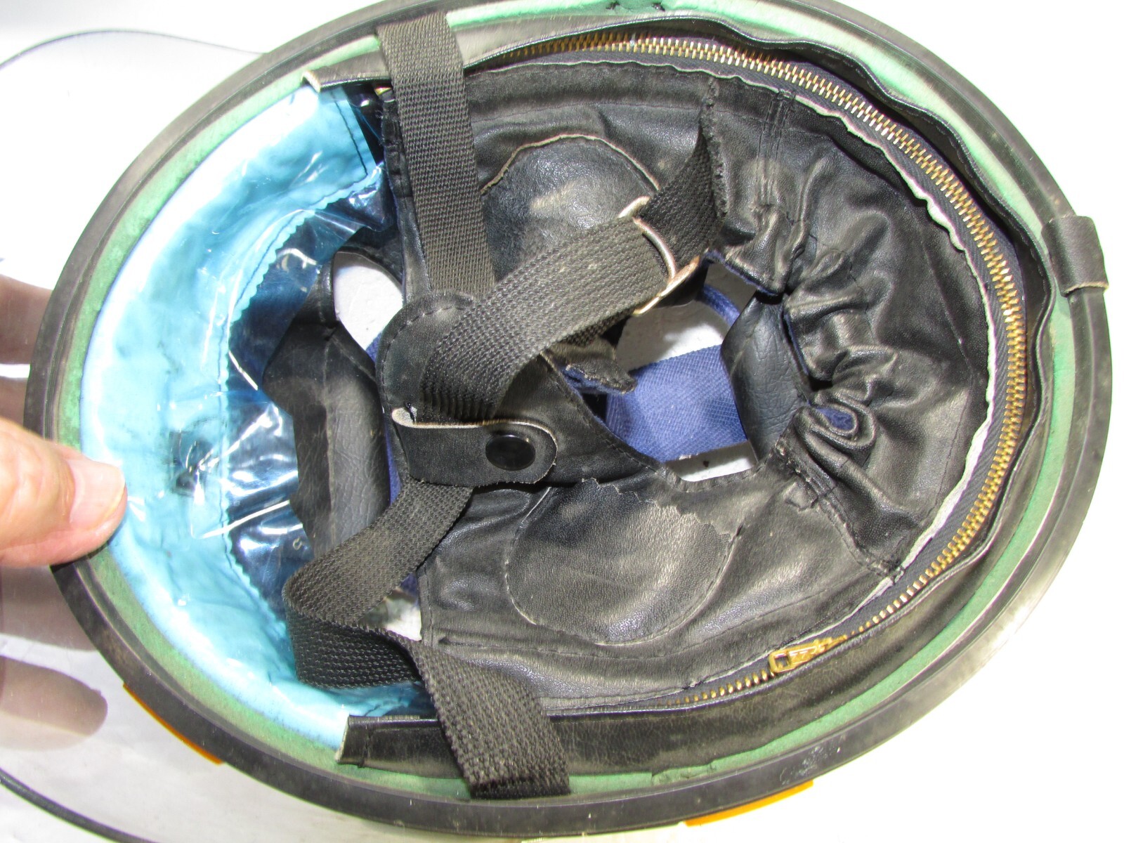 Picture 5 of 6