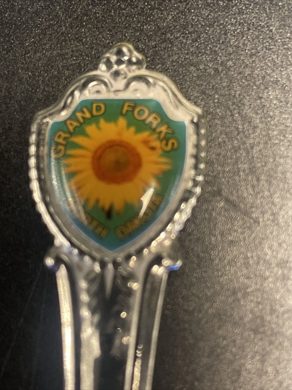 Vintage Souvenir Spoon US Collectible Grand Forks North Dakota 4.5” Long