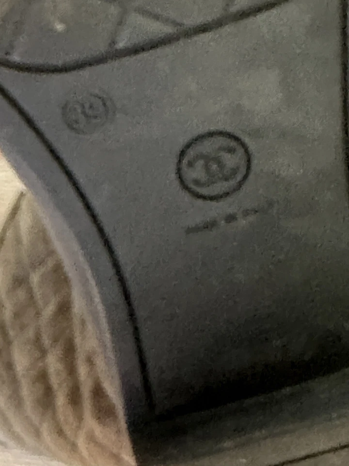 chanel rain boots 39 - Image 3 of 4