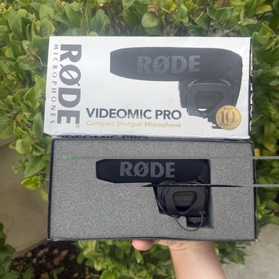 Rode VideoMic Pro Shotgun Wired Professional Microphone - Very Lightly Used