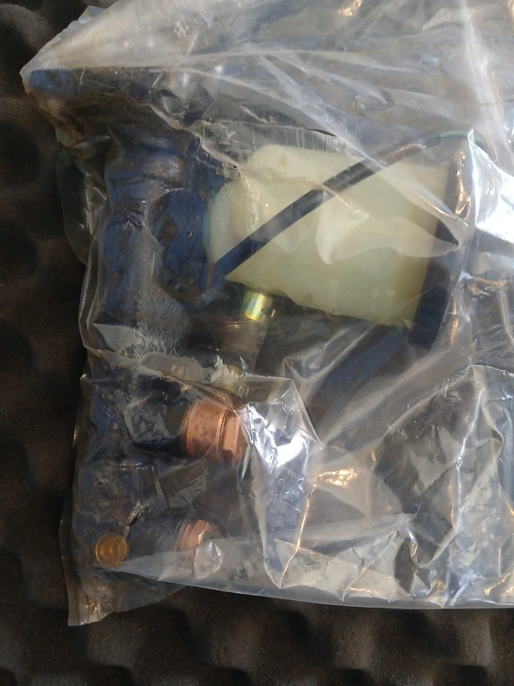 NOS Wagner Master Cylinder - F105258 - 1980-1982 Toyota Corona - Image 3 of 4