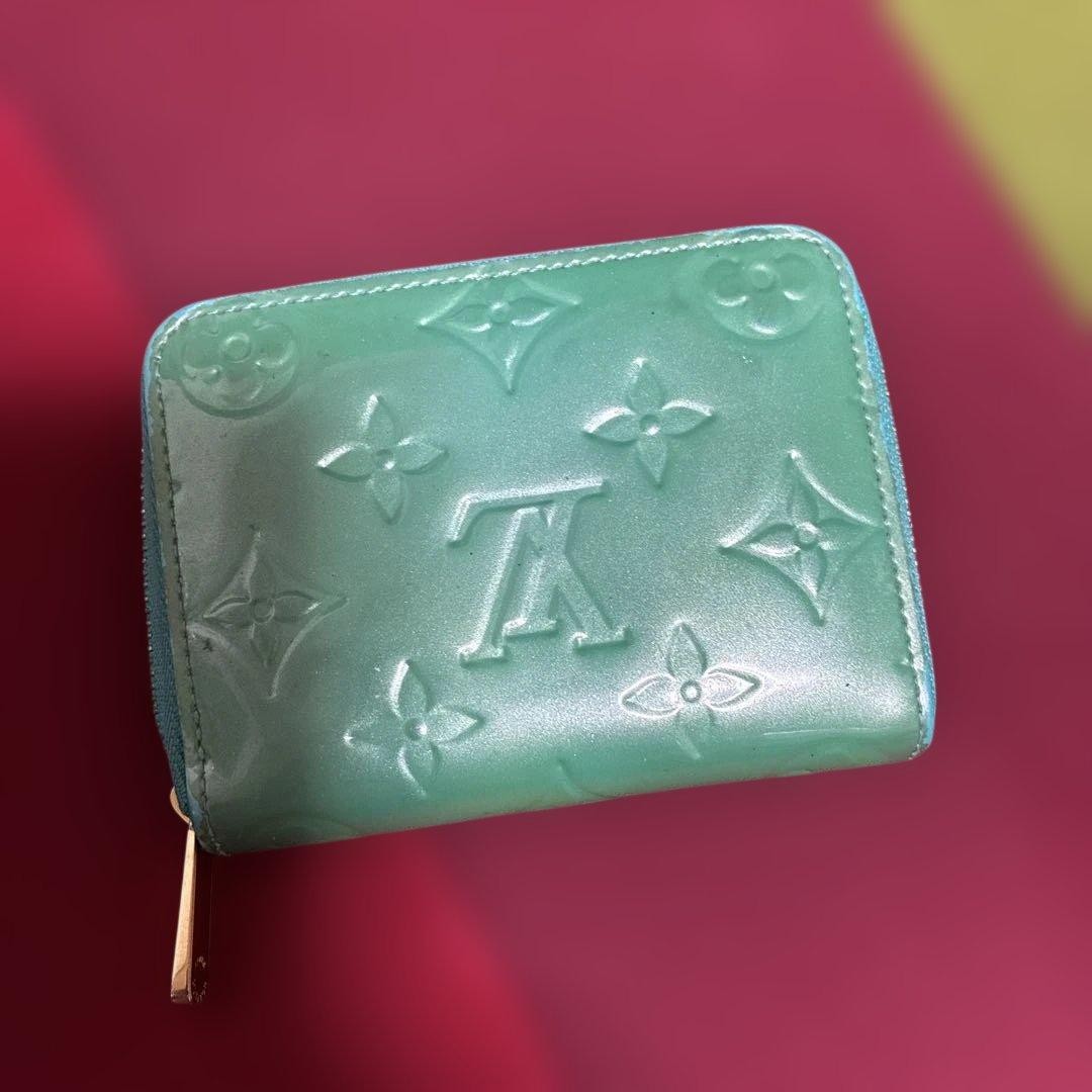 LOUIS VUITTON Vernis Zippy Coin Purse