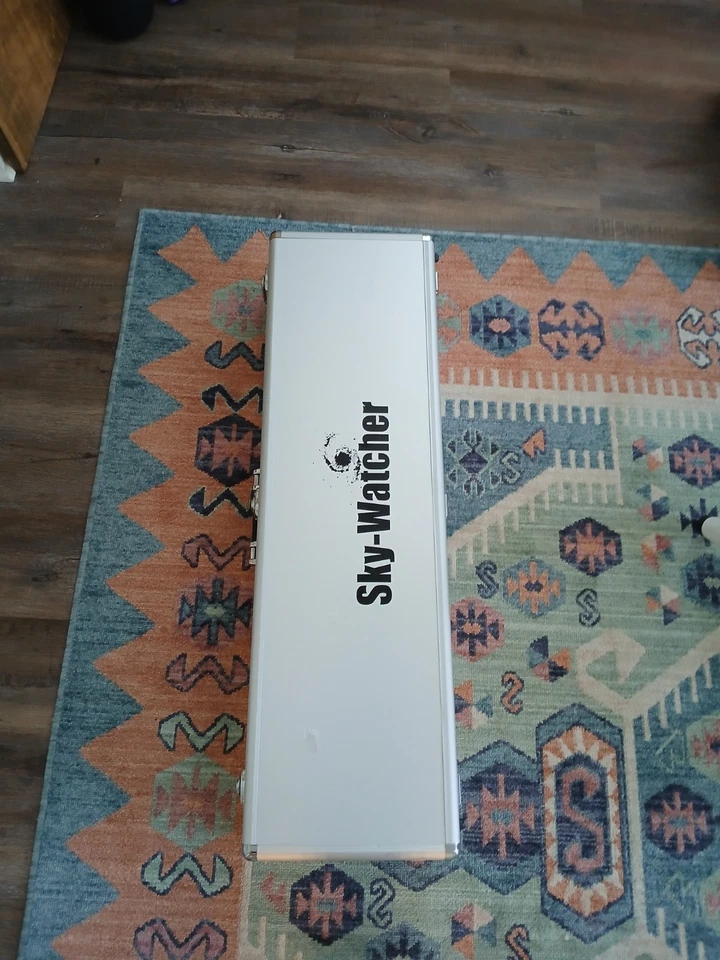 skywatcher Evostar 100 ED telescope with Celestron Mount and great accessories - Image 4 of 4