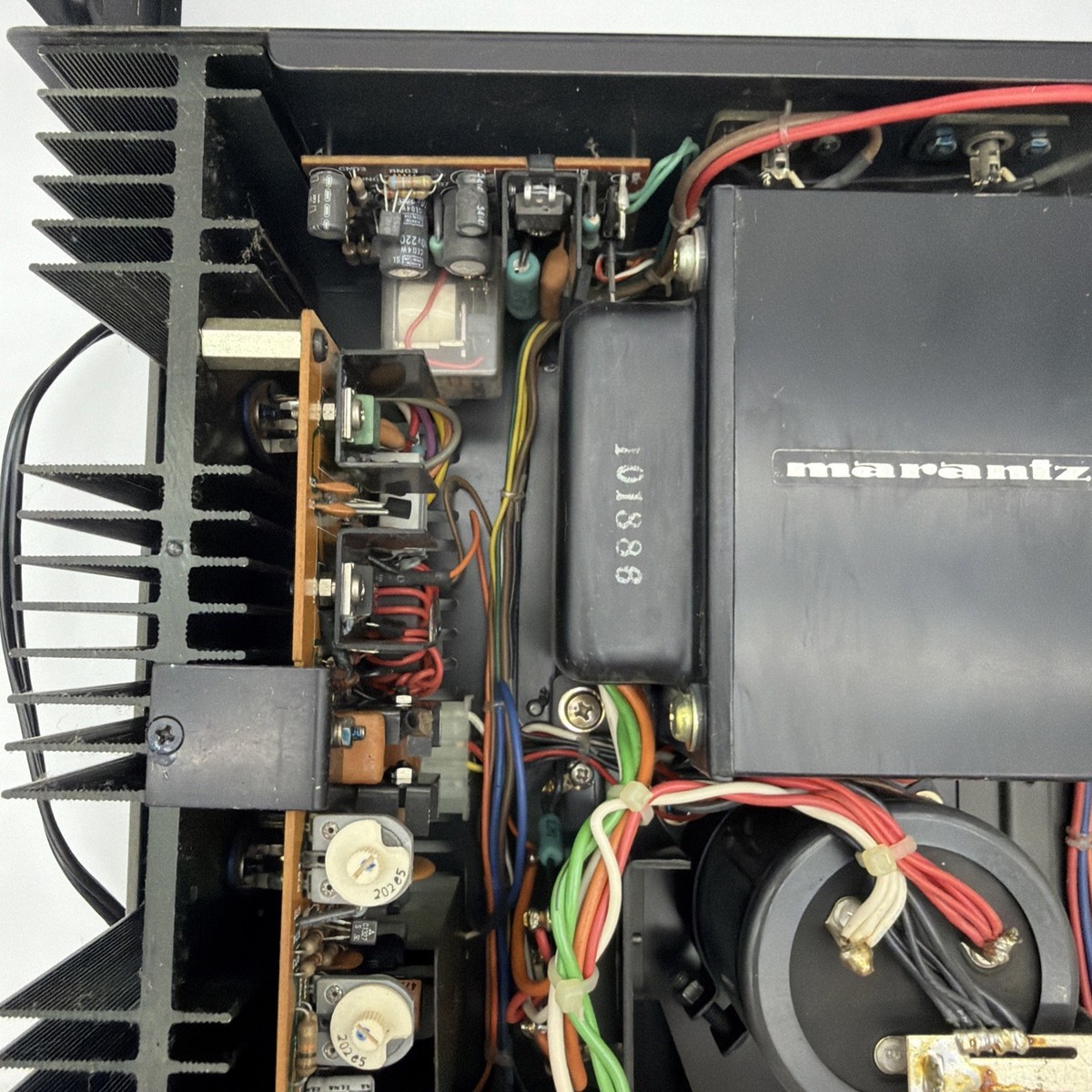 Vintage Marantz Model 140 Stereo Power Amplifier – Iconic Blue VU