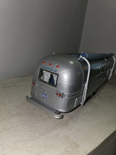Auto giocattolo Franklin come nuova Franklin come nuova modelli di precisione Air Stream 1968 Landyacht - Foto 6 di 9