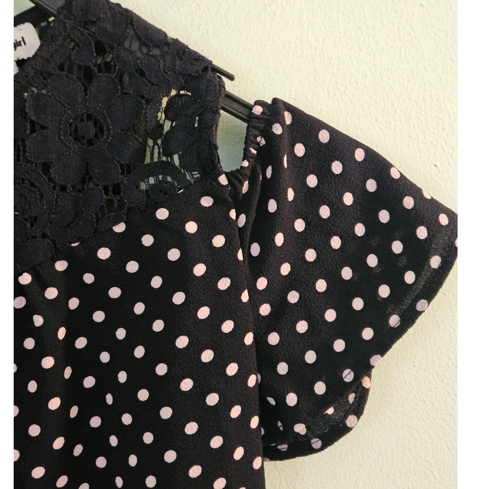 Monteau Girl 黑色白色 Polkadot 衬衫带蕾丝口音 8 码女孩 ~ 经典 — 第 4/4 张图片