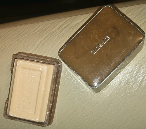 Mini Jabón Perfumado Vintage HERMES Paris Equipage 24gr en Caja de Plástico Hecho en Francia - Imagen 3 de 5
