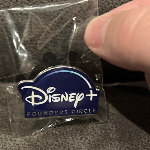 Pin Disney+ - Círculo de fundadores Disney+ - Imagen 3 de 5
