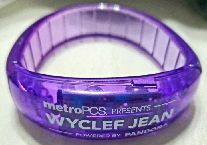 2015 Wyclef Jean UFC Kick Off Party Cosmopolitan Light Up Flashing Bracelet