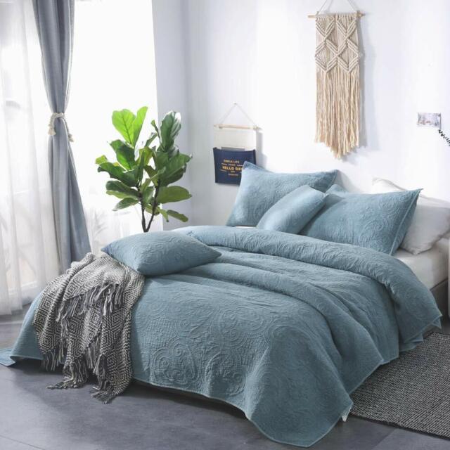 King Quilt Set Bedding Coverlet Bedspread Soft Blue White Paisley