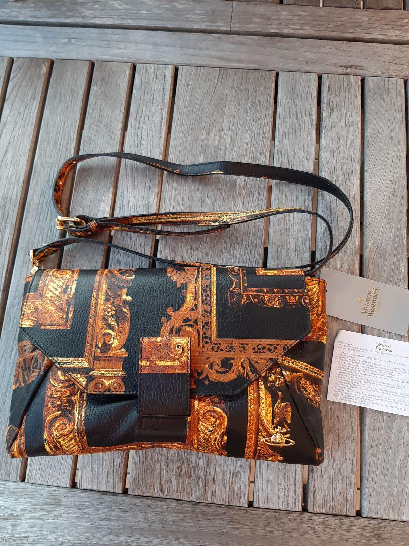 イタリア製 Vivienne Westwood Gold Rabel ワンピース｜ファッション