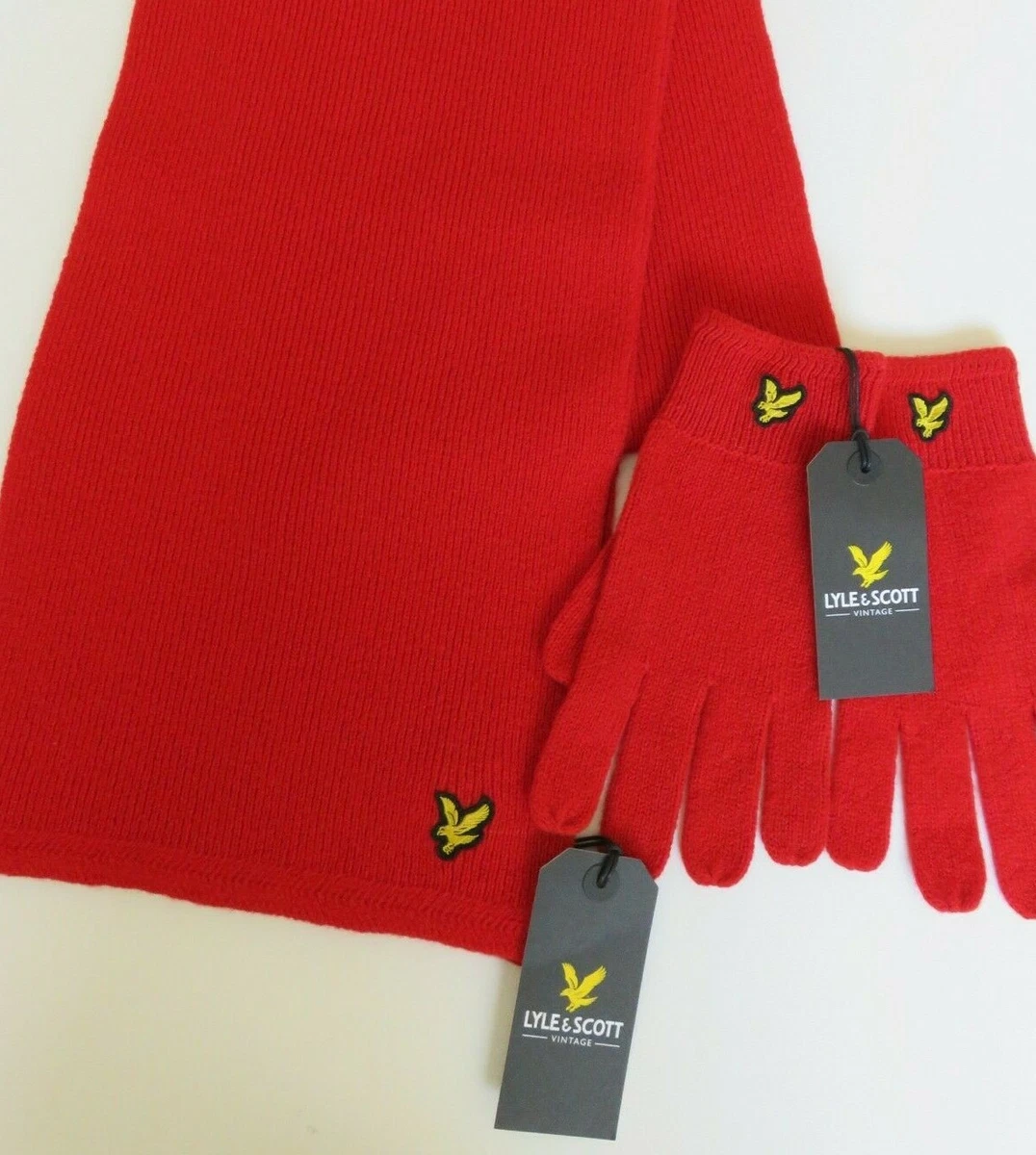 Lyle and scott hat and cheap scarf set