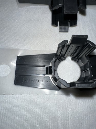 Genuine 14-22 Nissan X2 Park Sensor Cover/Holder New OEM 28533-5ZA0A - Picture 2 of 5
