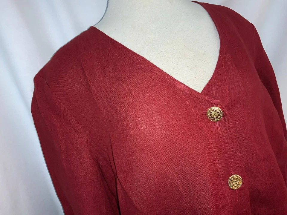 Blusa Top Exclusiva Neiman Marcus L Rojo Lino Dorado Botones India Nueva YGI L1-226 Foto 3 de 4