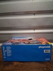 Playmobil CITY ACTION Rescue Ladder Unit FIRE TRUCK 5682 w Lights & Sound 13pc